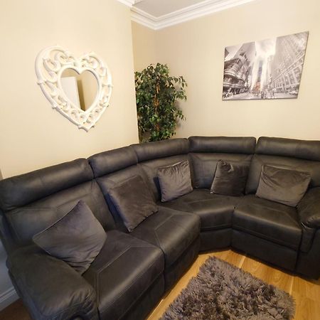 Helens House Derry City Centre Remarkable 3-Bed Εξωτερικό φωτογραφία